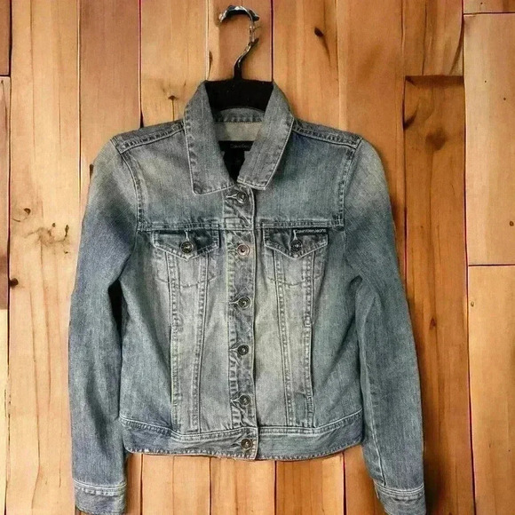 Calvin Klein Jeans Distressed Vintage Denim Jacket Women’s Small Logo Button-Up - Picture 1 of 4